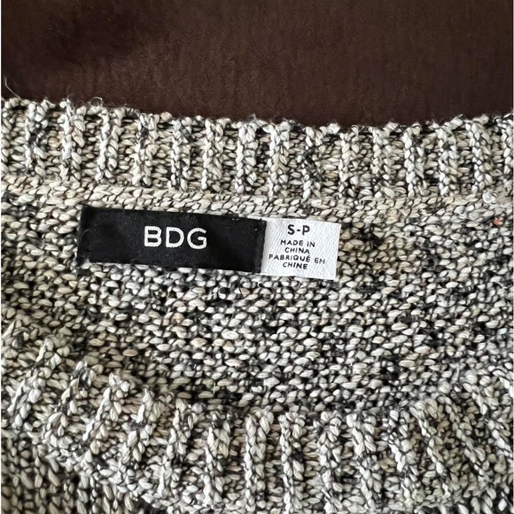 BDG mini sweater half sleeve "Good Condition” - Picture 1 of 3
